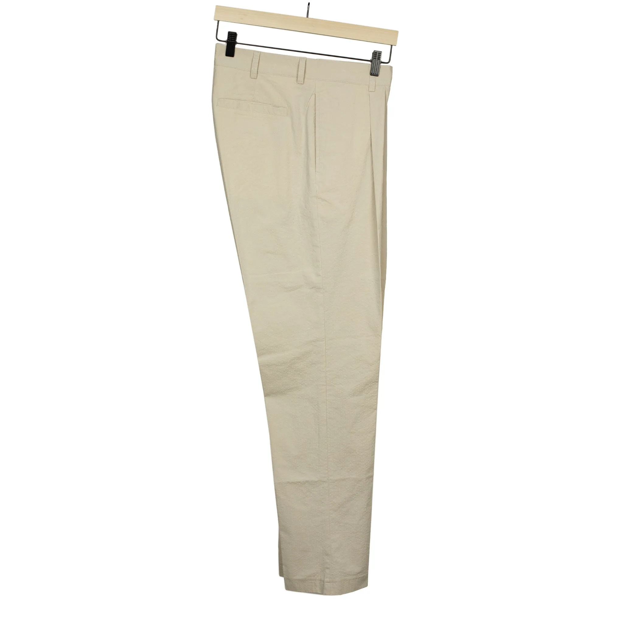 AAntioco pleated trousers in beige cotton seersucker