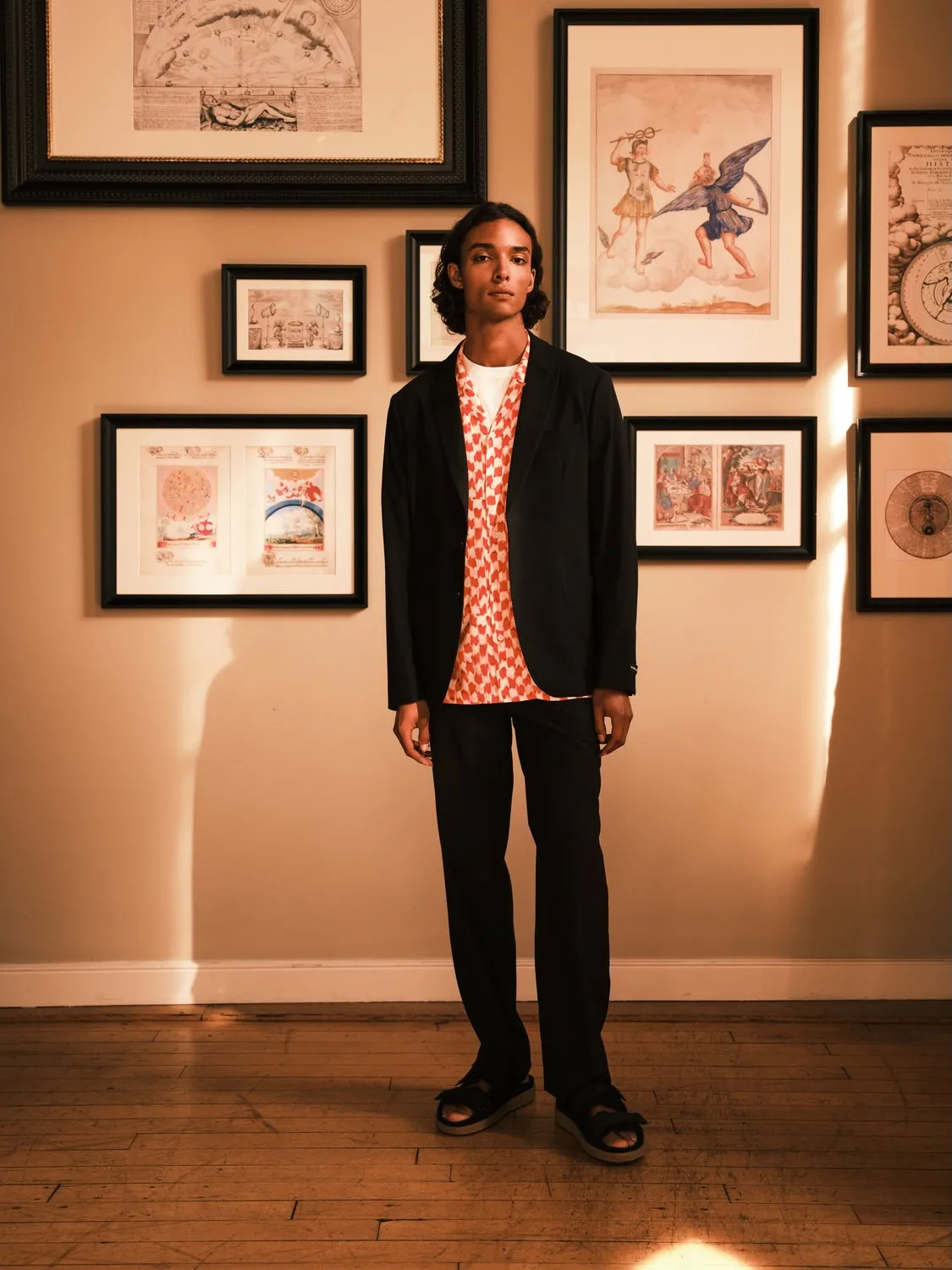 Peak lapel blazer